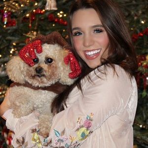 Meet your Posher, Rachel